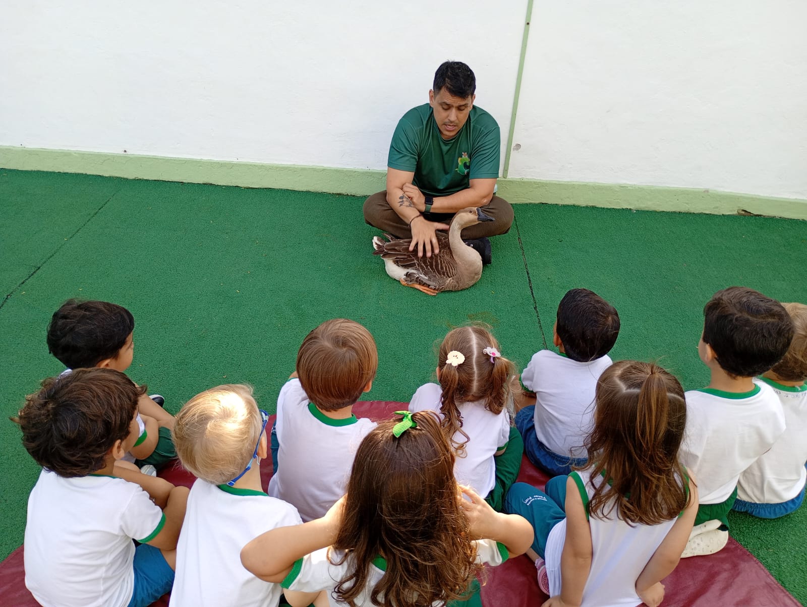 creche integral ou meio periodo na barra da tijuca crianças brincando